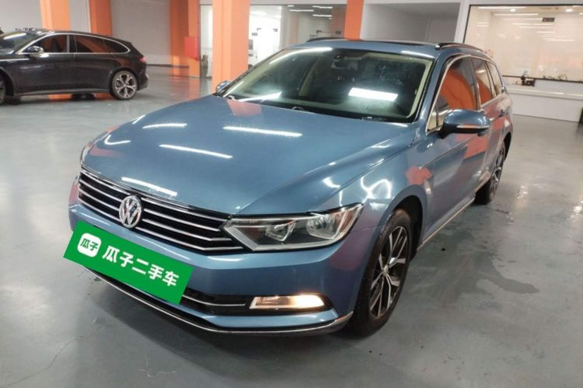 Used Volkswagen Variant 2018 380TSI Two-Wheel Drive Comfort Edition Front Left 45 Deg