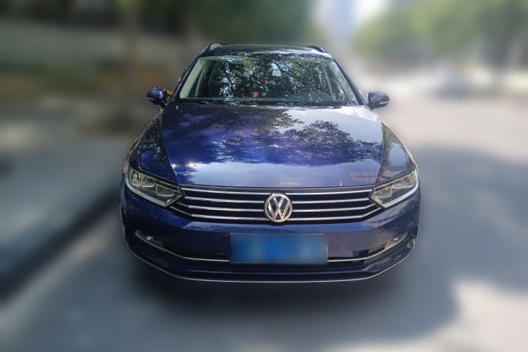 Used Volkswagen Variant 2018 380TSI Two-Wheel Drive Comfort Edition Front