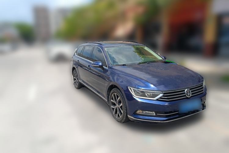 Used Volkswagen Variant 2018 380TSI Two-Wheel Drive Comfort Edition Front Right 45 Deg