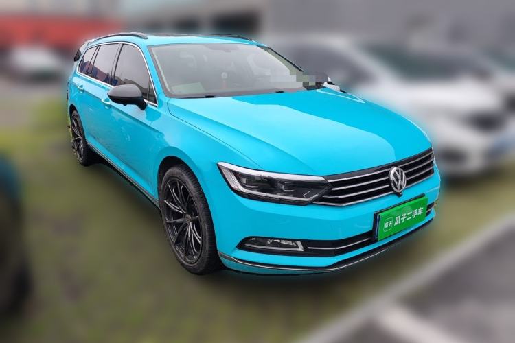 Used Volkswagen Variant 2018 380TSI Two-Wheel Drive Comfort Edition Front Right 45 Deg