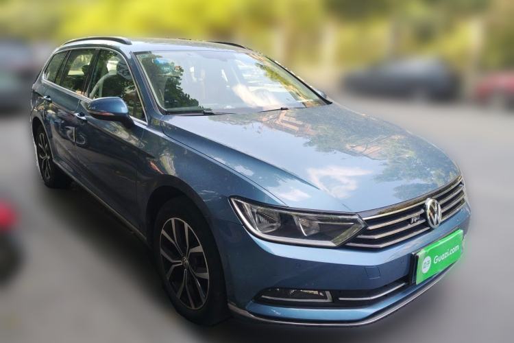 Used Volkswagen Variant 2018 380TSI Two-Wheel Drive Comfort Edition Front Right 45 Deg