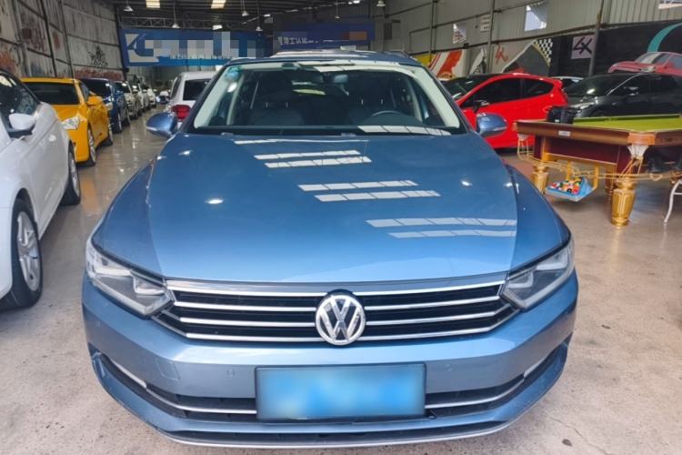 Used Volkswagen Variant 2018 380TSI Two-Wheel Drive Comfort Edition Front