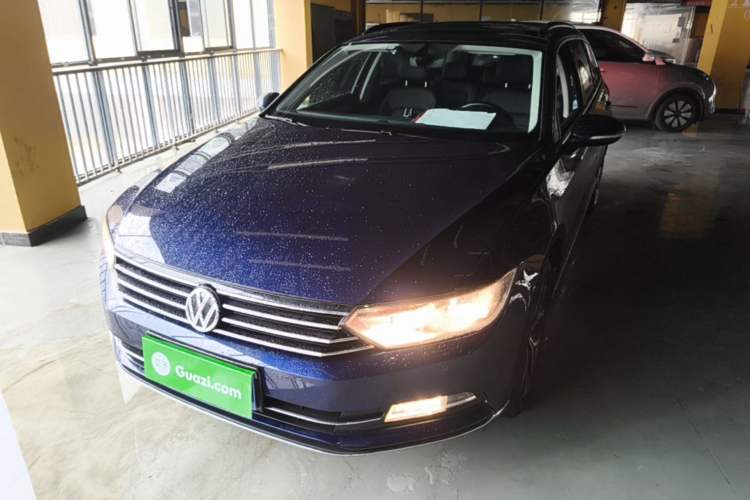Used Volkswagen Variant 2018 380TSI Two-Wheel Drive Comfort Edition Front