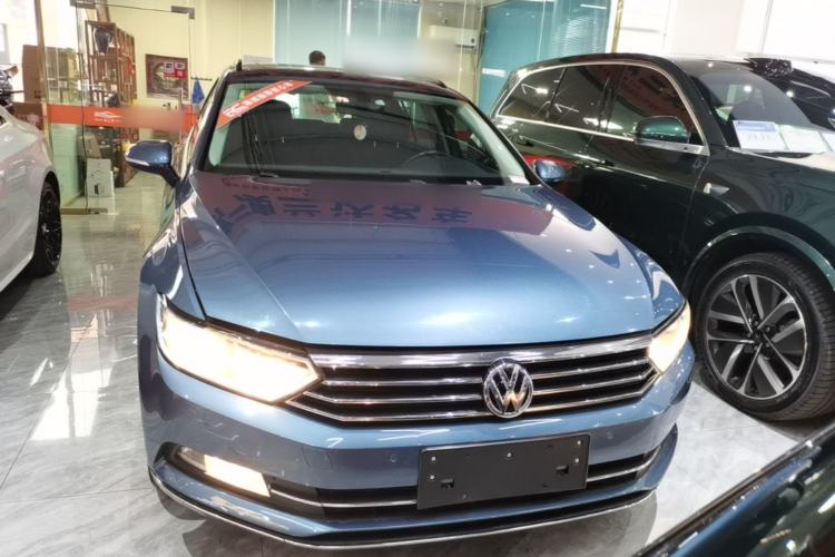 Used Volkswagen Variant 2018 380TSI Two-Wheel Drive Comfort Edition Front