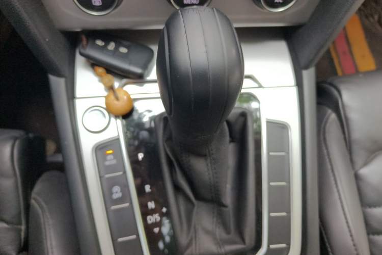 Used Volkswagen Variant 2018 380TSI Two-Wheel Drive Comfort Edition Gear Lever