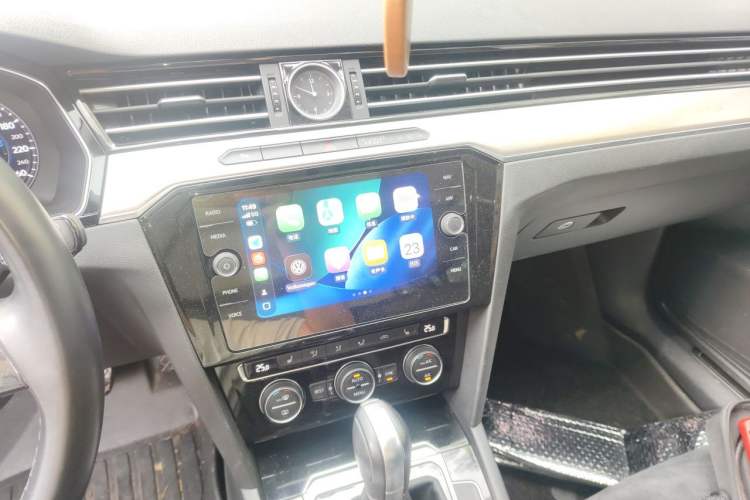 Used Volkswagen Variant 2018 380TSI Two-Wheel Drive Comfort Edition Gear Lever