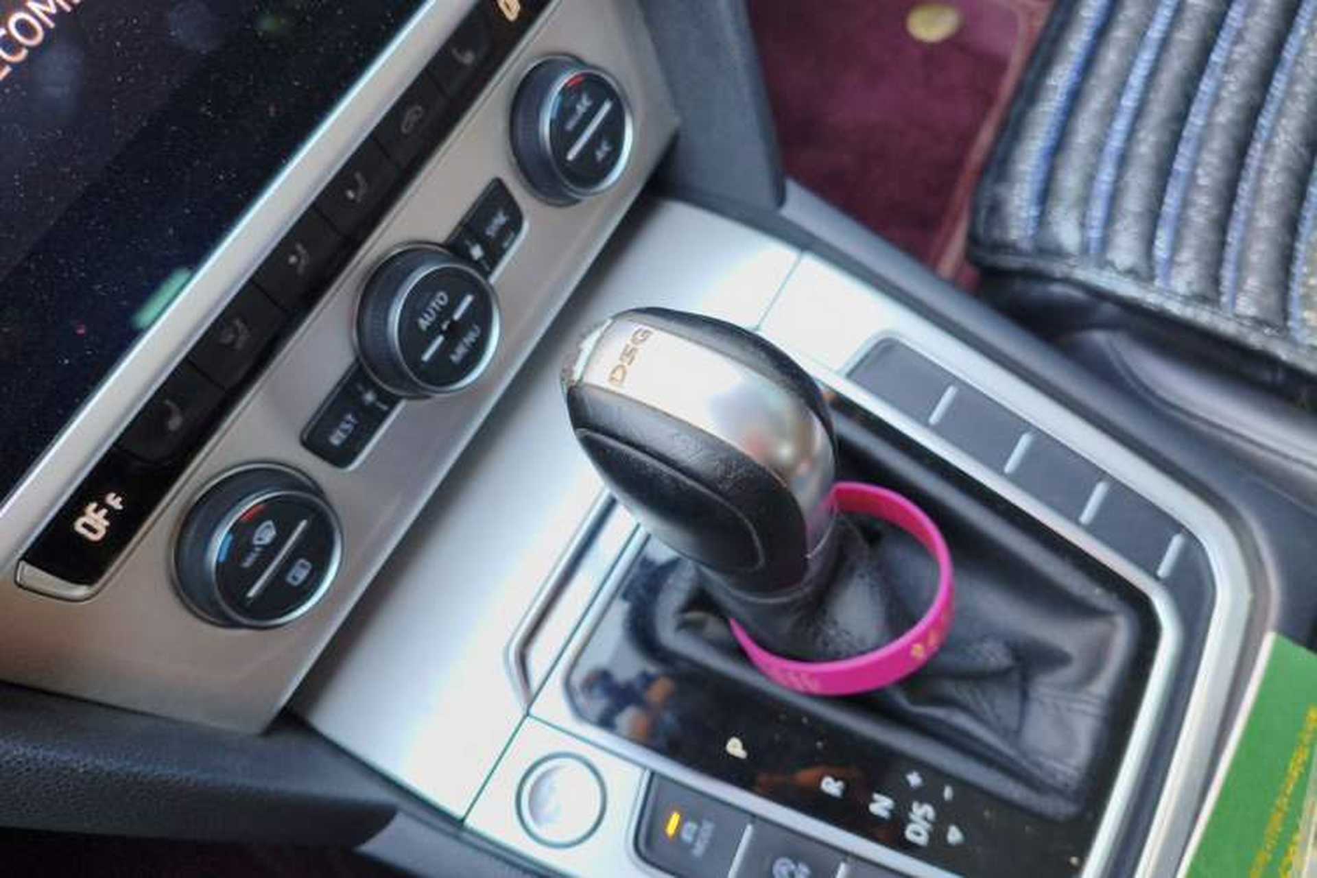 Used Volkswagen Variant 2018 380TSI Two-Wheel Drive Comfort Edition Gear Lever