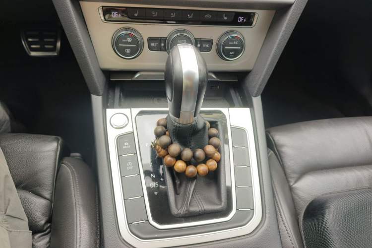 Used Volkswagen Variant 2018 380TSI Two-Wheel Drive Comfort Edition Gear Lever