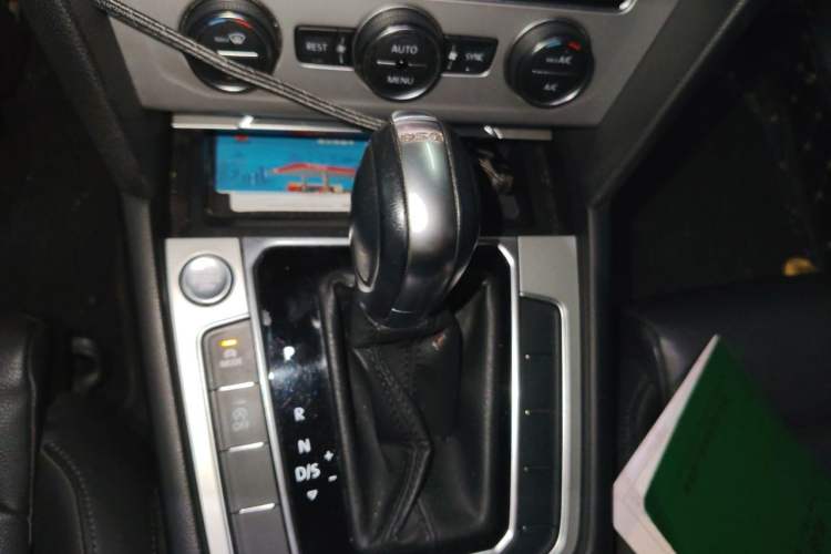 Used Volkswagen Variant 2018 380TSI Two-Wheel Drive Comfort Edition Gear Lever