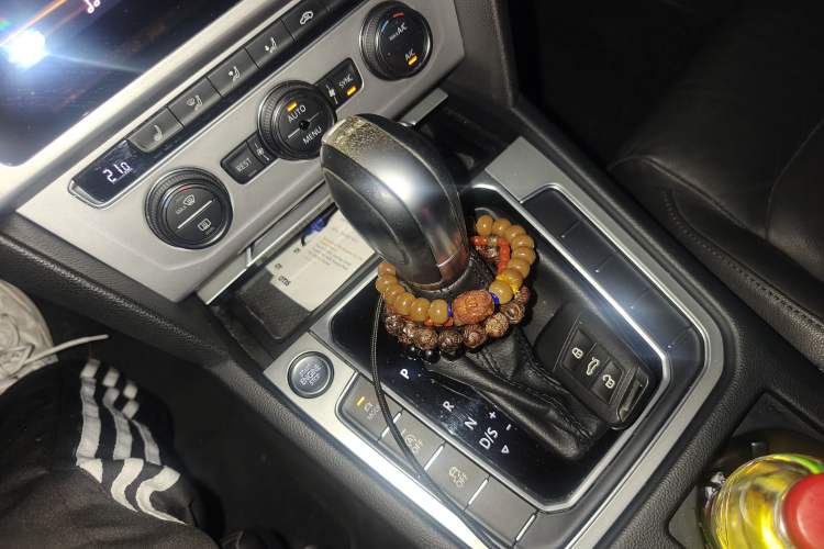 Used Volkswagen Variant 2018 380TSI Two-Wheel Drive Comfort Edition Gear Lever