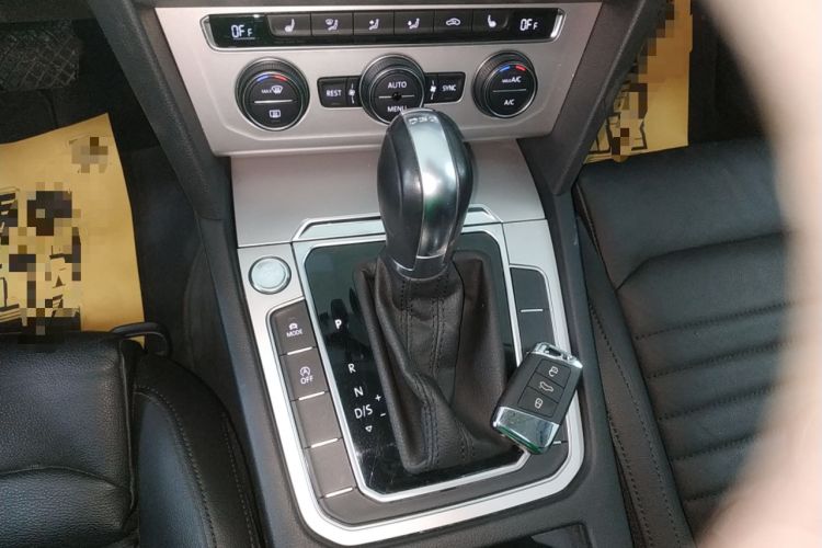Used Volkswagen Variant 2018 380TSI Two-Wheel Drive Comfort Edition Gear Lever