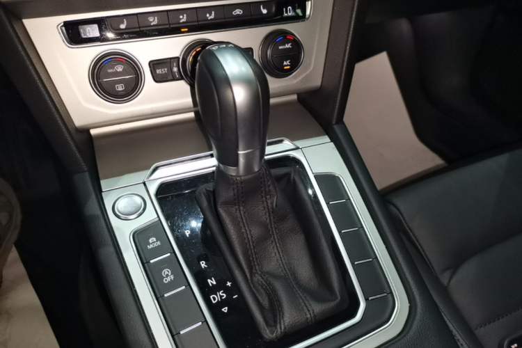 Used Volkswagen Variant 2018 380TSI Two-Wheel Drive Comfort Edition Gear Lever