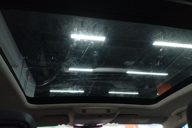 Used Volkswagen Variant 2018 380TSI Two-Wheel Drive Comfort Edition Headliner