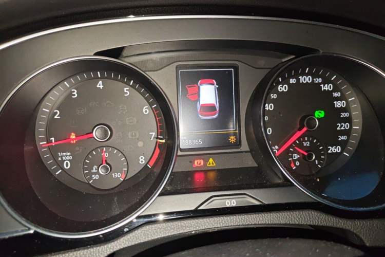 Used Volkswagen Variant 2018 380TSI Two-Wheel Drive Comfort Edition Instrument Cluster