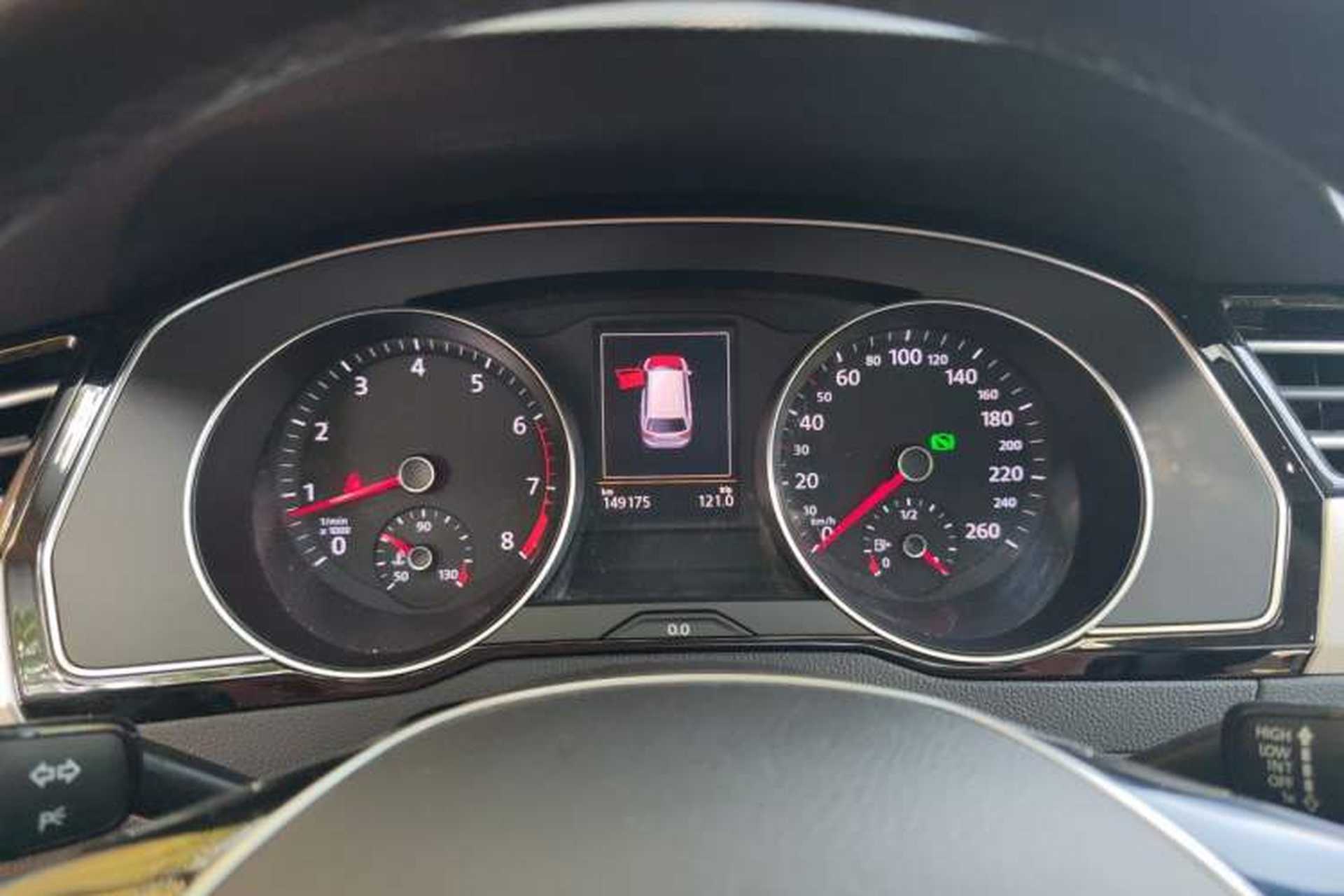 Used Volkswagen Variant 2018 380TSI Two-Wheel Drive Comfort Edition Instrument Cluster