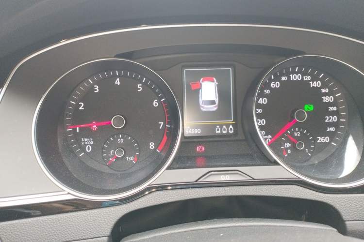 Used Volkswagen Variant 2018 380TSI Two-Wheel Drive Comfort Edition Instrument Cluster