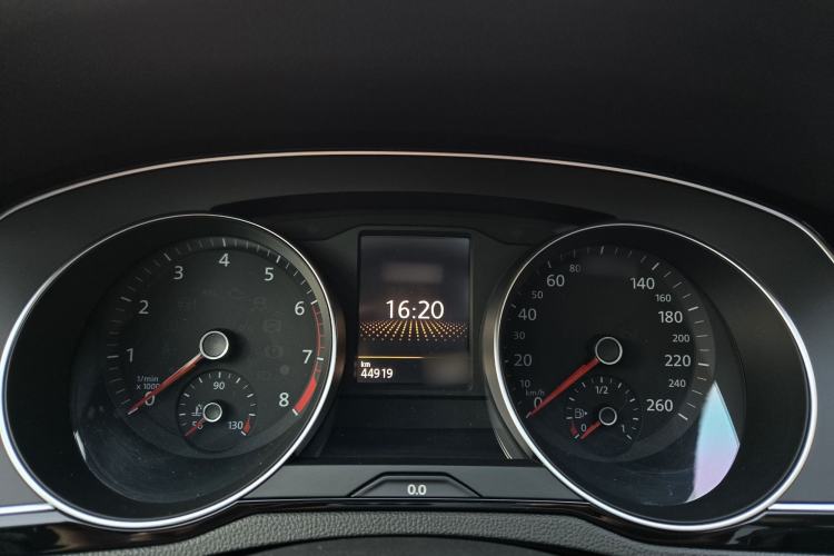 Used Volkswagen Variant 2018 380TSI Two-Wheel Drive Comfort Edition Instrument Cluster