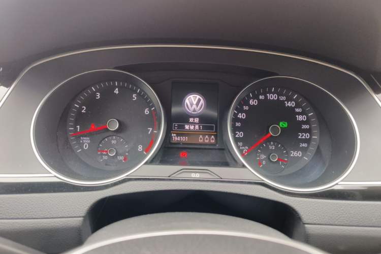 Used Volkswagen Variant 2018 380TSI Two-Wheel Drive Comfort Edition Instrument Cluster