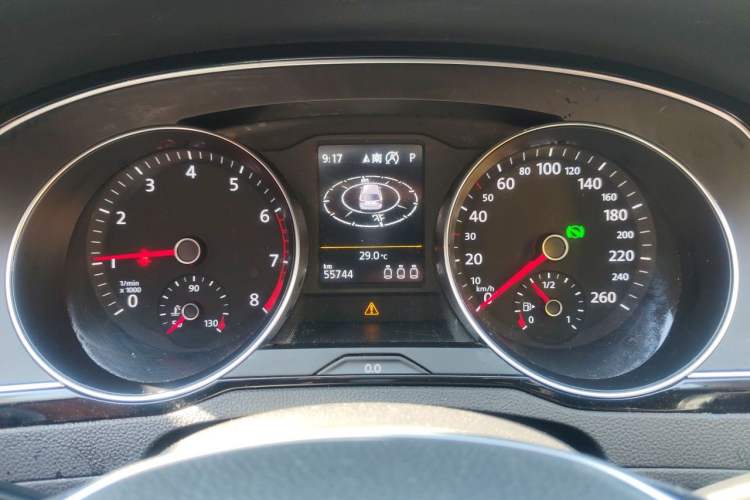 Used Volkswagen Variant 2018 380TSI Two-Wheel Drive Comfort Edition Instrument Cluster