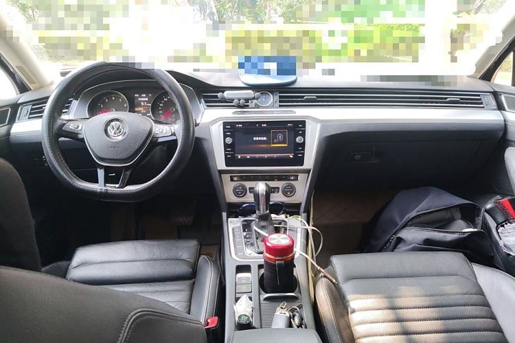 Used Volkswagen Variant 2018 380TSI Two-Wheel Drive Comfort Edition Interior 2