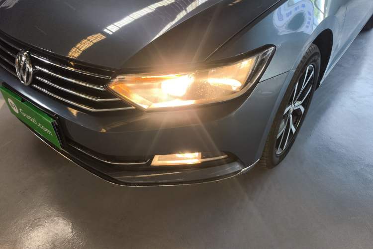 Used Volkswagen Variant 2018 380TSI Two-Wheel Drive Comfort Edition Left Front Headlight