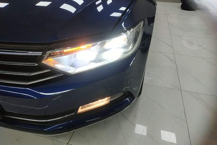 Used Volkswagen Variant 2018 380TSI Two-Wheel Drive Comfort Edition Left Front Headlight