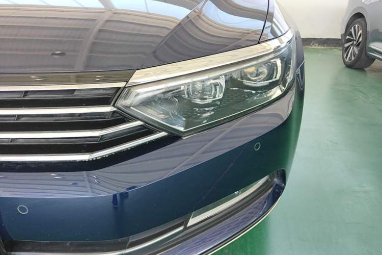 Used Volkswagen Variant 2018 380TSI Two-Wheel Drive Comfort Edition Left Front Headlight