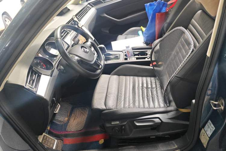 Used Volkswagen Variant 2018 380TSI Two-Wheel Drive Comfort Edition Left Front Seat