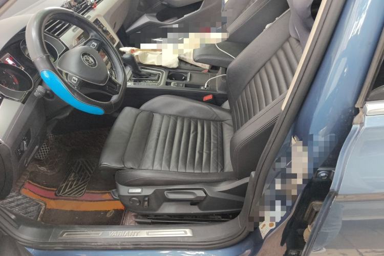 Used Volkswagen Variant 2018 380TSI Two-Wheel Drive Comfort Edition Left Front Seat