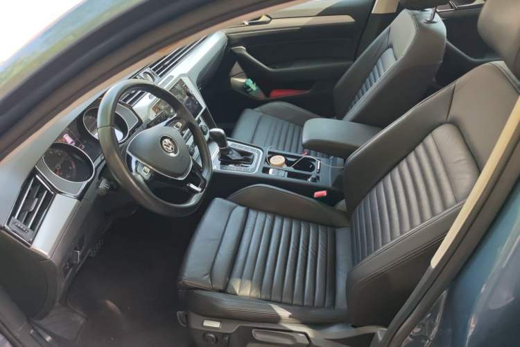 Used Volkswagen Variant 2018 380TSI Two-Wheel Drive Comfort Edition Left Front Seat