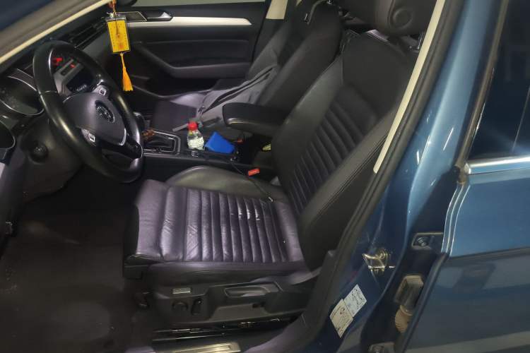 Used Volkswagen Variant 2018 380TSI Two-Wheel Drive Comfort Edition Left Front Seat