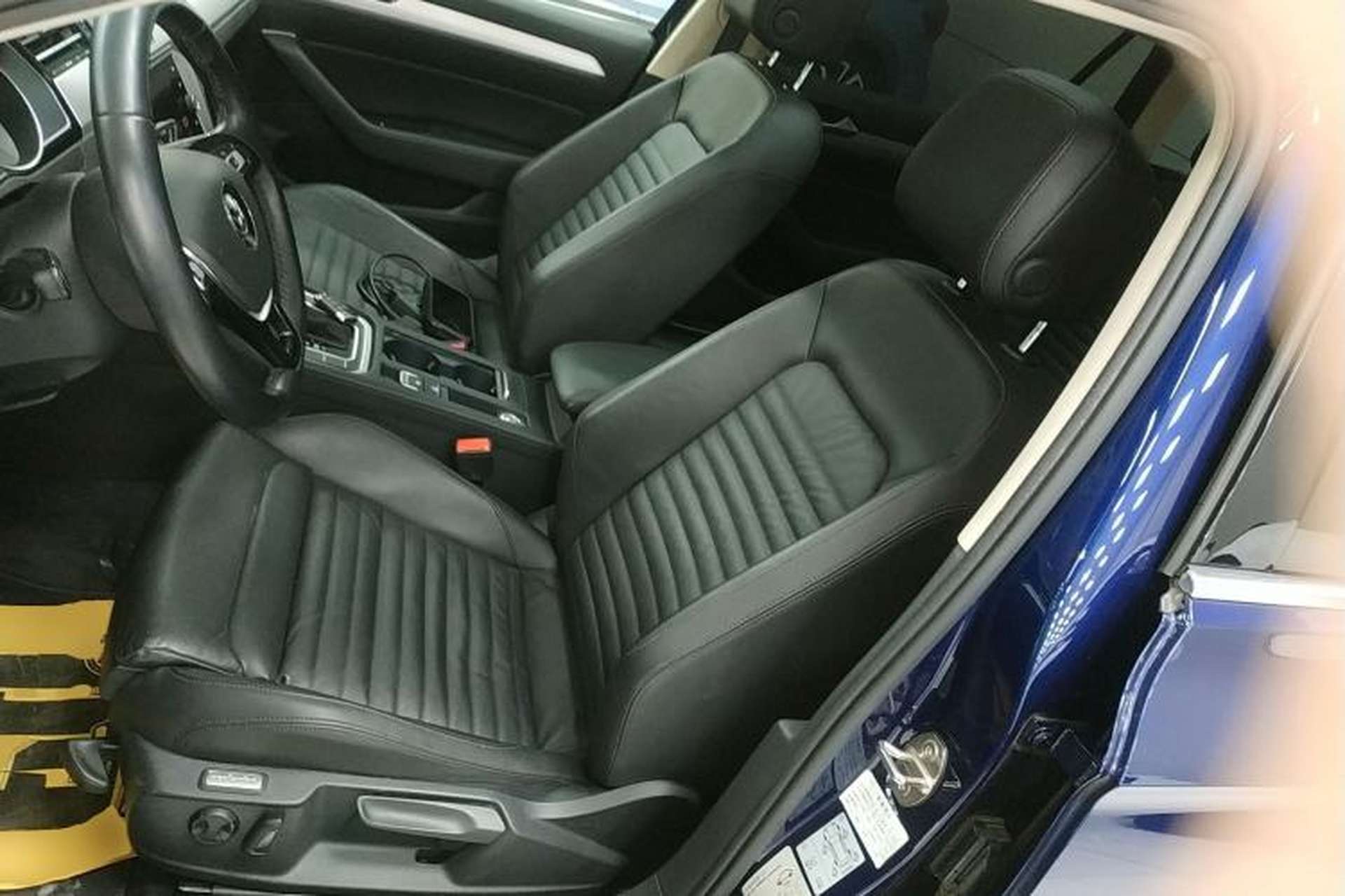Used Volkswagen Variant 2018 380TSI Two-Wheel Drive Comfort Edition Left Front Seat