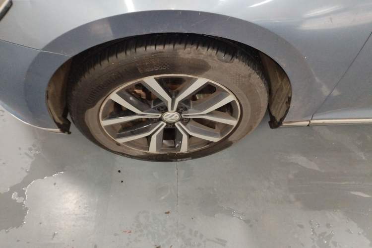 Used Volkswagen Variant 2018 380TSI Two-Wheel Drive Comfort Edition Left Front Wheel Hub