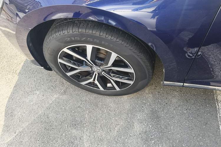 Used Volkswagen Variant 2018 380TSI Two-Wheel Drive Comfort Edition Left Front Wheel Hub