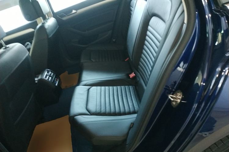 Used Volkswagen Variant 2018 380TSI Two-Wheel Drive Comfort Edition Left Rear Seat