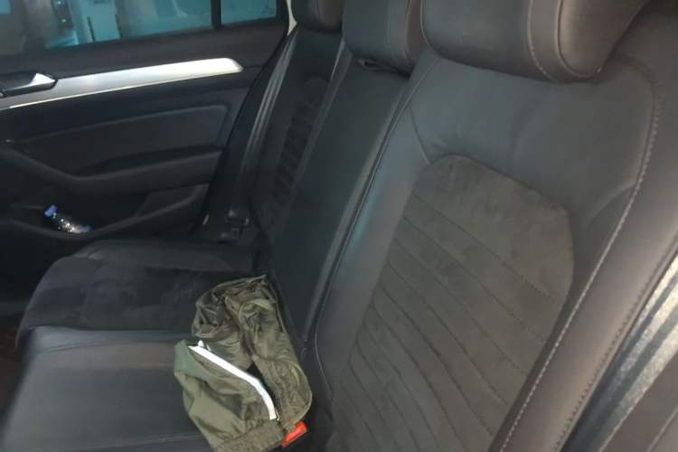 Used Volkswagen Variant 2018 380TSI Two-Wheel Drive Comfort Edition Left Rear Seat