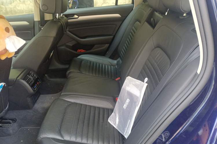 Used Volkswagen Variant 2018 380TSI Two-Wheel Drive Comfort Edition Left Rear Seat