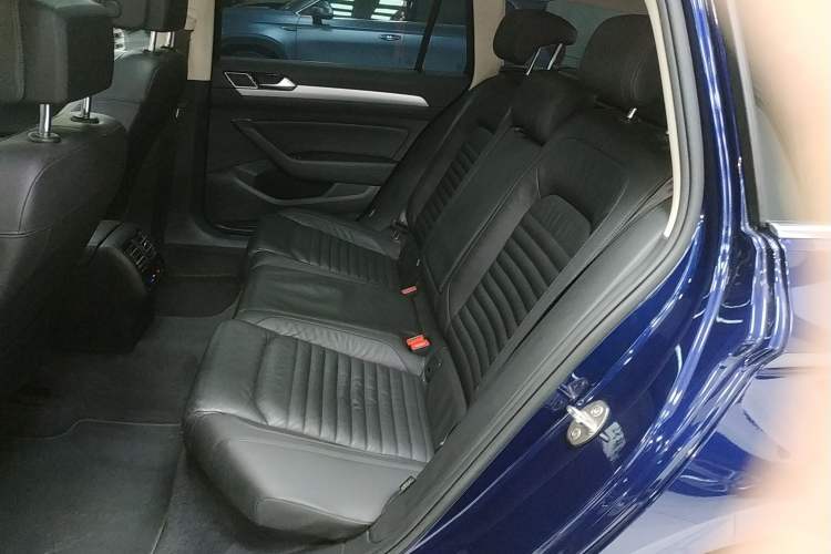 Used Volkswagen Variant 2018 380TSI Two-Wheel Drive Comfort Edition Left Rear Seat