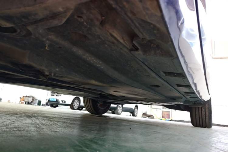 Used Volkswagen Variant 2018 380TSI Two-Wheel Drive Comfort Edition Left Side Sill