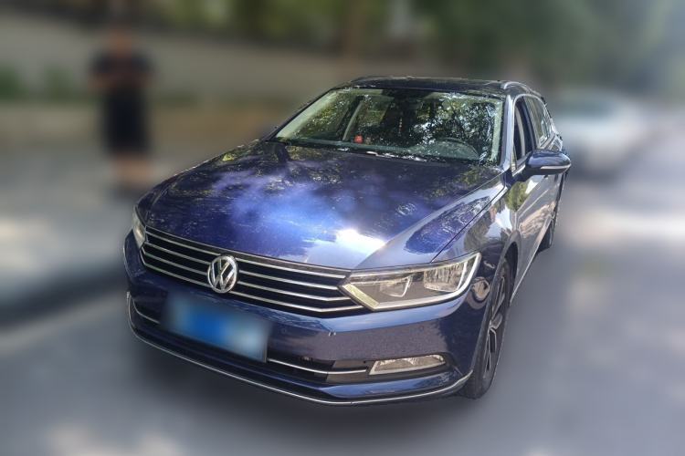 Volkswagen Variant 2018 380TSI Two-Wheel Drive Comfort Edition مستعملة Guazi used car, China used car export, Used car for sale, Used  cars, Cheapest cars for sale