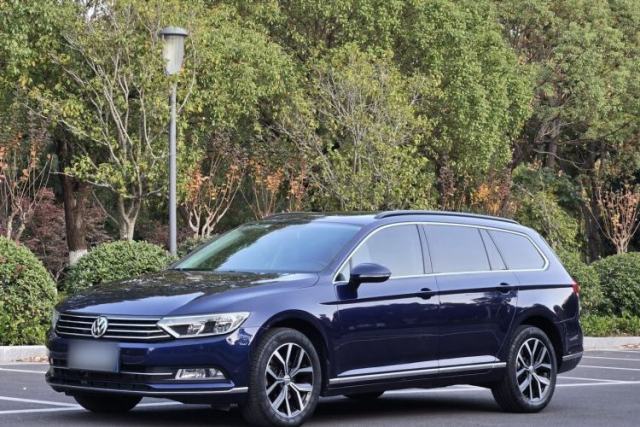 Used Volkswagen Variant 2018 380TSI Two-Wheel Drive Comfort Edition
