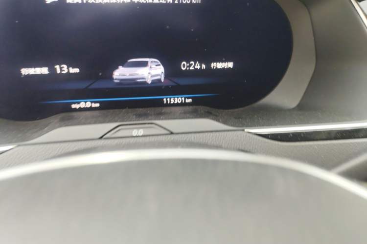 Used Volkswagen Variant 2018 380TSI Two-Wheel Drive Comfort Edition Odometer Close Up