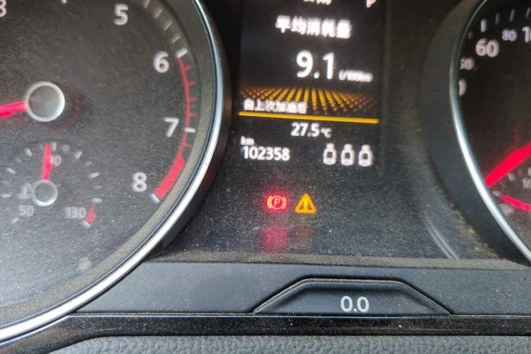 Used Volkswagen Variant 2018 380TSI Two-Wheel Drive Comfort Edition Odometer Close Up