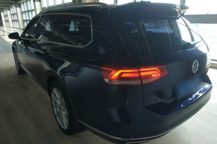 Used Volkswagen Variant 2018 380TSI Two-Wheel Drive Comfort Edition Rear Left 45 Deg