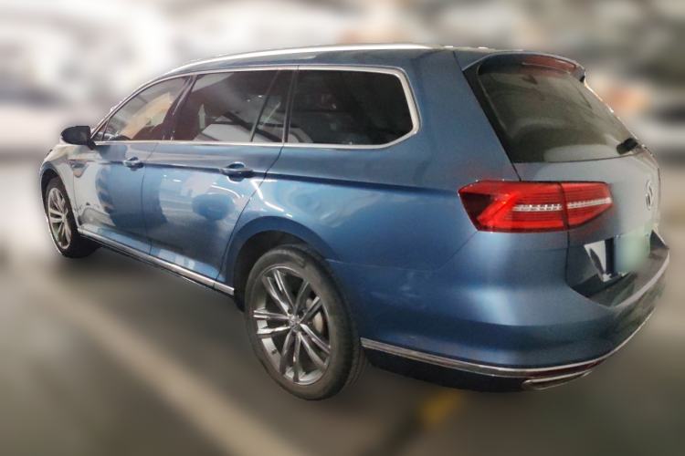 Used Volkswagen Variant 2018 380TSI Two-Wheel Drive Comfort Edition Rear Left 45 Deg