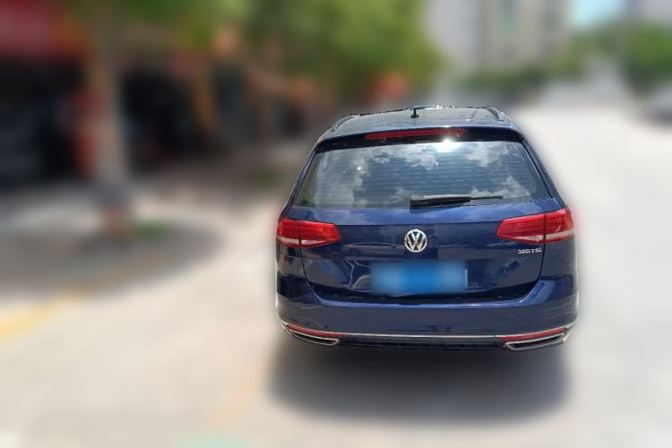 Used Volkswagen Variant 2018 380TSI Two-Wheel Drive Comfort Edition Rear