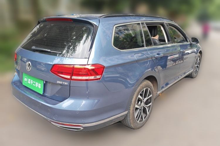 Used Volkswagen Variant 2018 380TSI Two-Wheel Drive Comfort Edition Rear Right 45 Deg