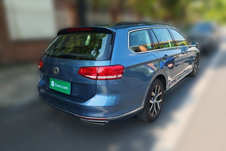 Used Volkswagen Variant 2018 380TSI Two-Wheel Drive Comfort Edition Rear Right 45 Deg