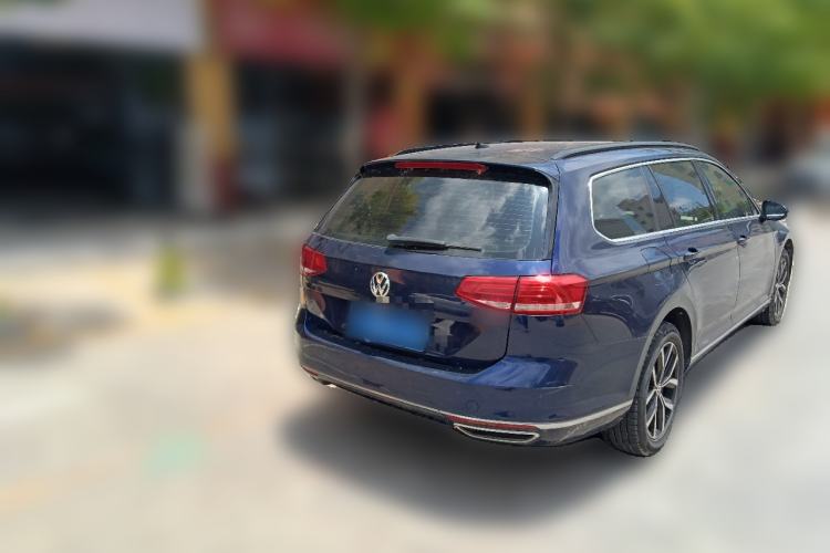 Used Volkswagen Variant 2018 380TSI Two-Wheel Drive Comfort Edition Rear Right 45 Deg