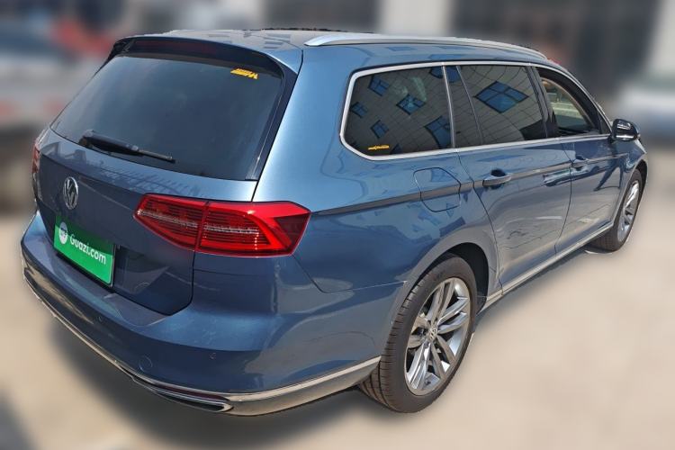 Used Volkswagen Variant 2018 380TSI Two-Wheel Drive Comfort Edition Rear Right 45 Deg